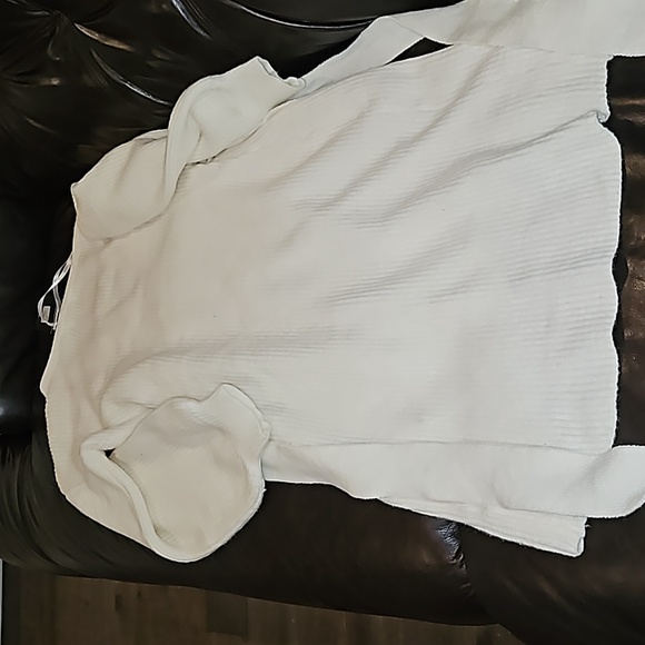 Dress - Picture 6 of 9